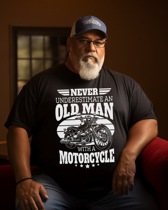 Men's "Never Underestimate An Old Man with a Motorcycle" Print Plus Size T-shirt , Grandpa shirt