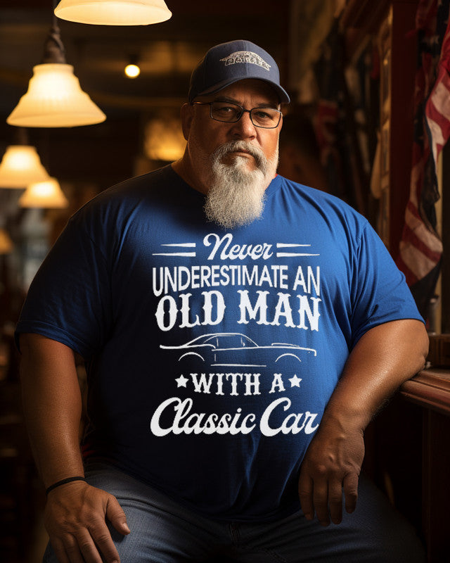 Men's "Never underestimate an old man " Letter Graphic Classic Car Print Plus Size T-shirt ,Grandpa Shirt