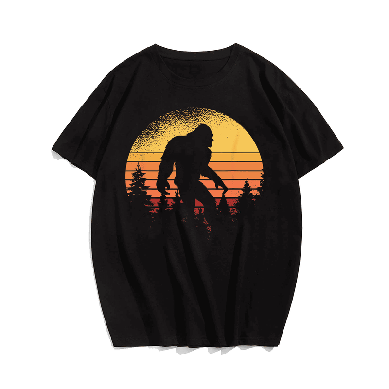 Retro Bigfoot Believer Silhouette Sasquatch Hide And Seek T-Shirt, Plus Size Oversize T-shirt for Big & Tall Man
