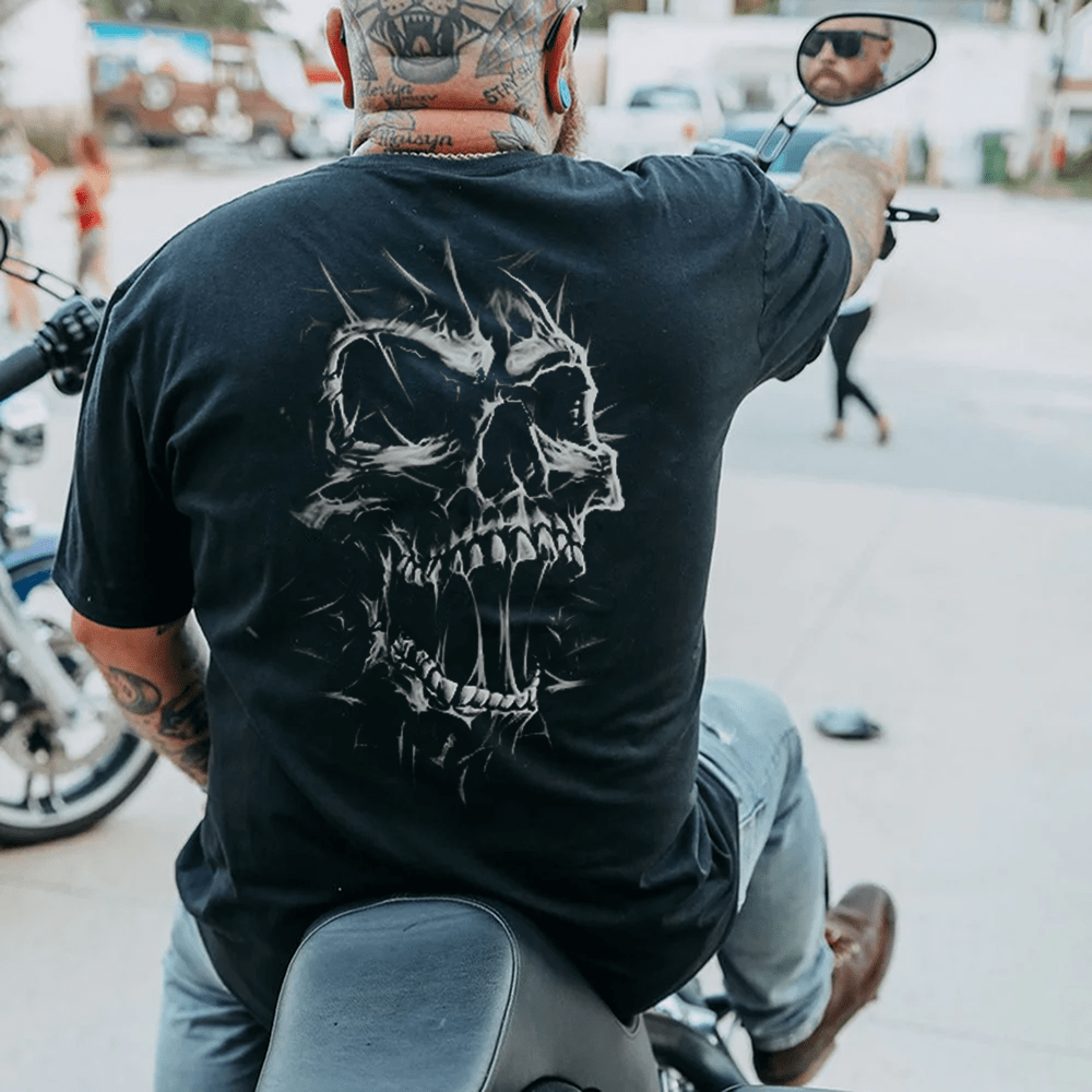 Skull Silhouette Plus Size T-Shirt