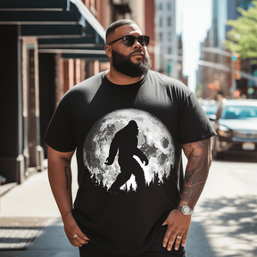 Bigfoot Night Stroll T-Shirt, Plus Size Oversize T-shirt for Big & Tall Man