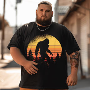 Retro Bigfoot Believer Silhouette Sasquatch Hide And Seek T-Shirt, Plus Size Oversize T-shirt for Big & Tall Man