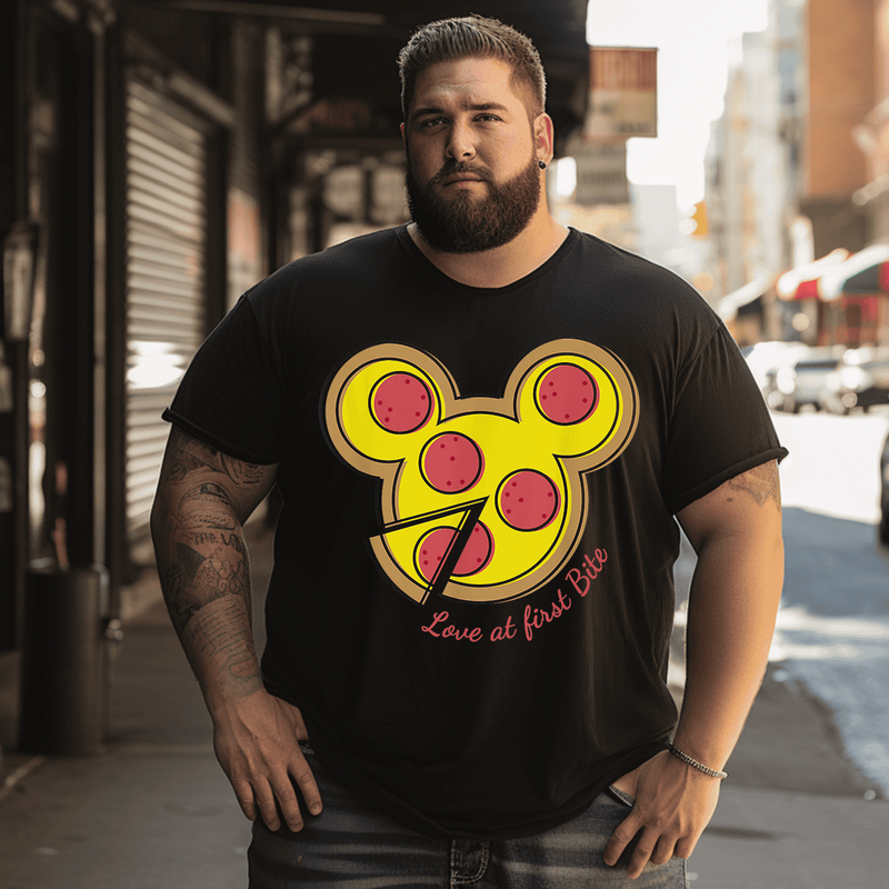 Love At First Bite Funny Food Pizza Men T-Shirt, Plus Size Oversize T-shirt for Big & Tall Man
